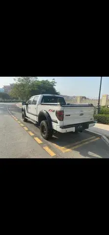 ford f-150 image Ford F-150 5.0L Crew Cab Lariat FX4 Luxury+Sport Pack Special Edition 2014
